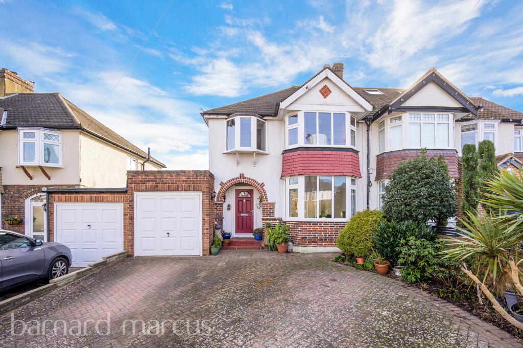 4 bed Detached for rent in Epsom. From Barnard Marcus Lettings - Epsom - Lettings 4 bed Detached for rent in Epsom. From Barnard Marcus Lettings - Epsom - Lettings
