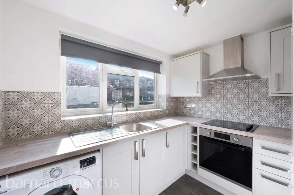 2 bed Annexe for rent in Worcester Park. From Barnard Marcus Lettings - Epsom - Lettings