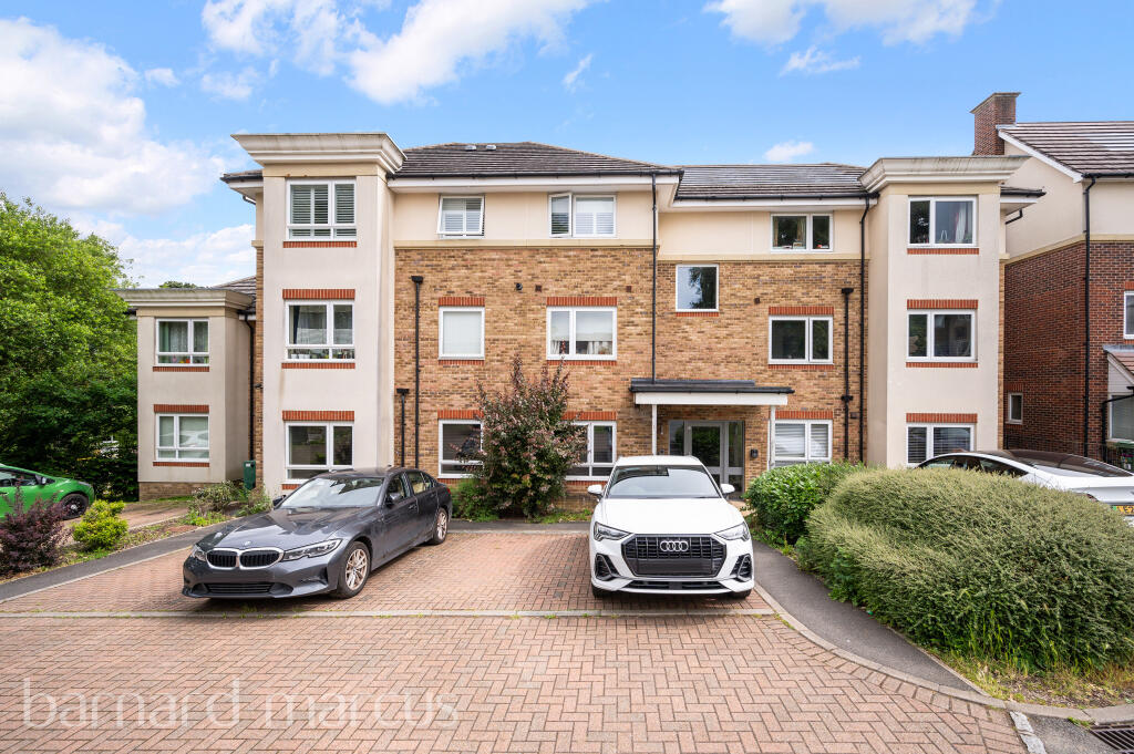 2 bed Apartment for rent in Langley Vale. From Barnard Marcus Lettings - Epsom - Lettings