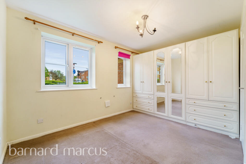 1 bed Apartment for rent in Feltham. From Barnard Marcus Lettings - Feltham Lettings