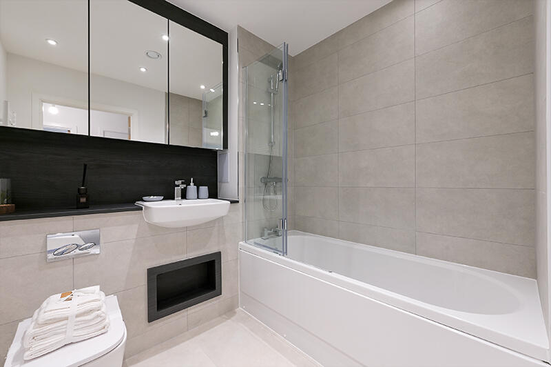 2 bed 1st Floor Flat for rent in . From Barnard Marcus Lettings - Feltham Lettings