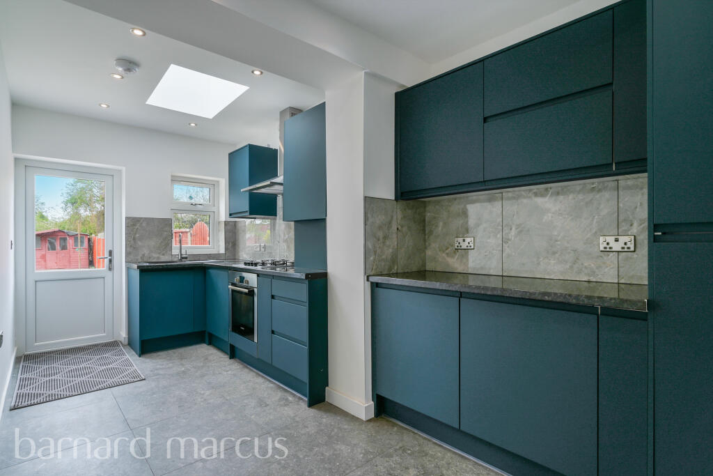4 bed Detached for rent in Feltham. From Barnard Marcus Lettings - Feltham Lettings