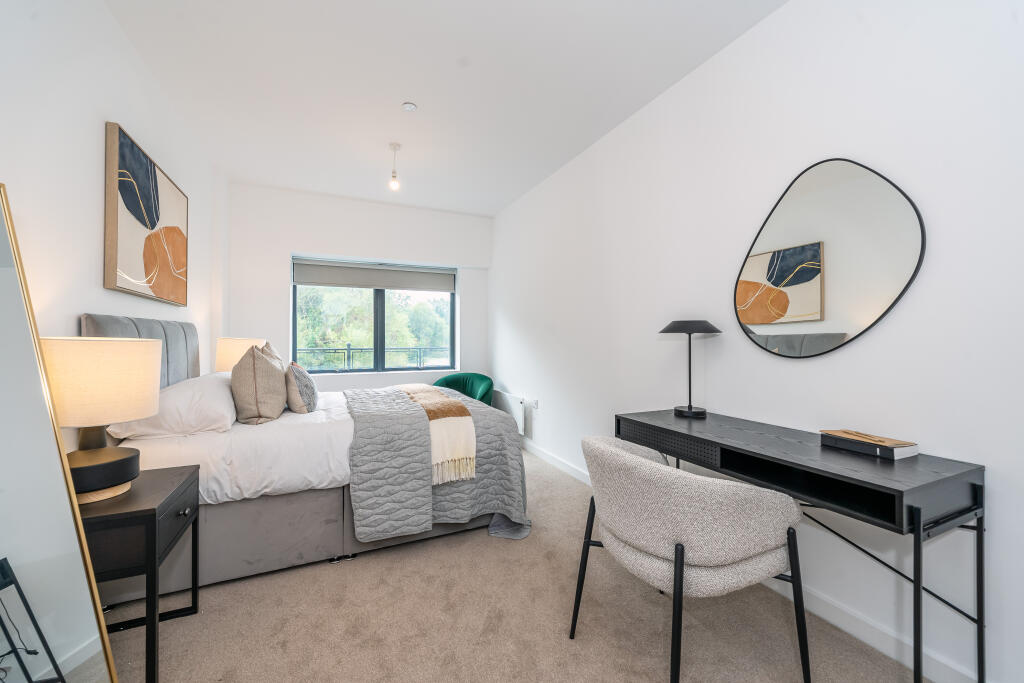 1 bed 1st Floor Flat for rent in Staines-upon-Thames. From Barnard Marcus Lettings - Feltham Lettings
