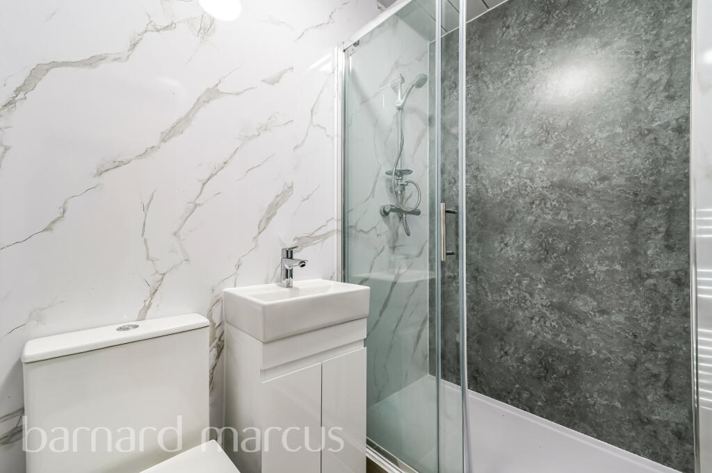 2 bed 1st Floor Flat for rent in Feltham. From Barnard Marcus Lettings - Feltham Lettings