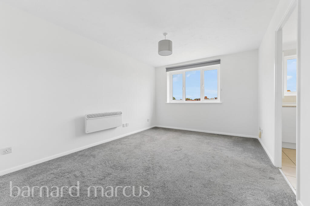 1 bed 1st Floor Flat for rent in Feltham. From Barnard Marcus Lettings - Feltham Lettings 1 bed 1st Floor Flat for rent in Feltham. From Barnard Marcus Lettings - Feltham Lettings