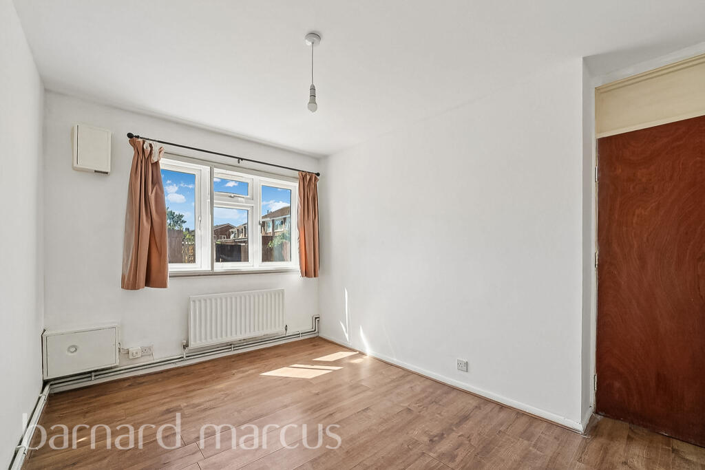 1 bed 1st Floor Flat for rent in Hayes. From Barnard Marcus Lettings - Feltham Lettings
