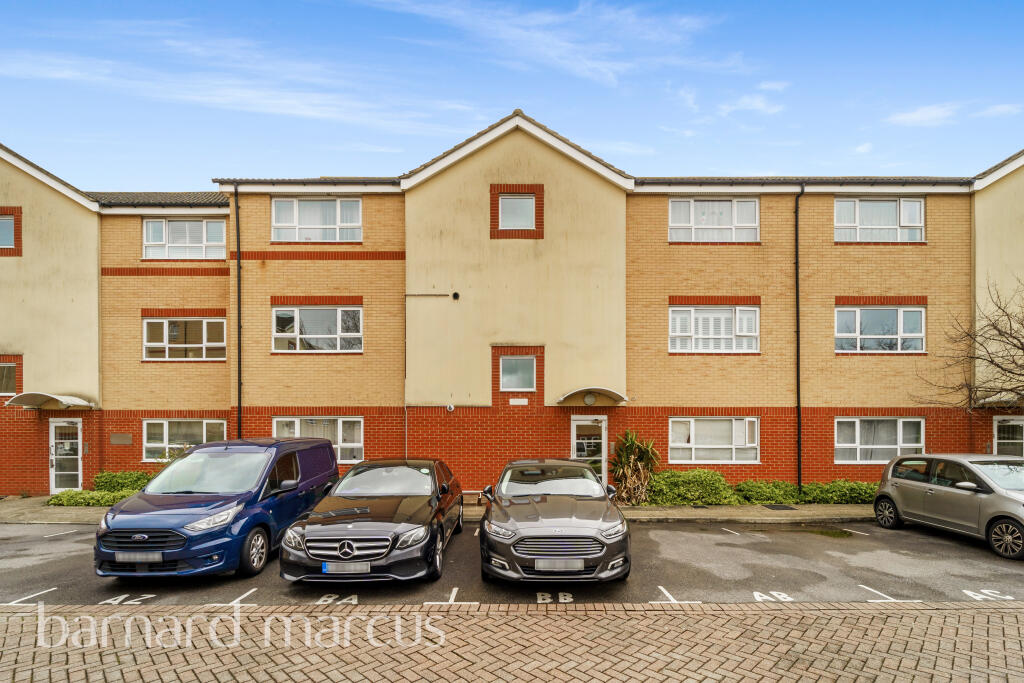 2 bed Apartment for rent in Feltham. From Barnard Marcus Lettings - Feltham Lettings 2 bed Apartment for rent in Feltham. From Barnard Marcus Lettings - Feltham Lettings