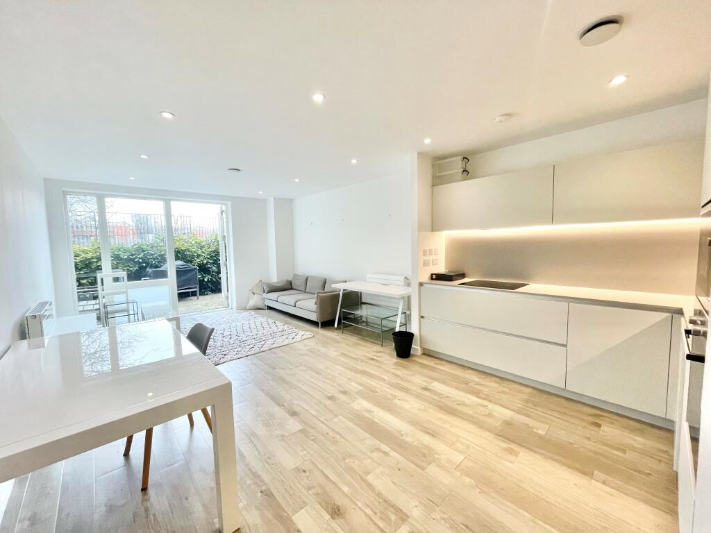 2 bed Apartment for rent in London. From Barnard Marcus Lettings - Kennington Lettings