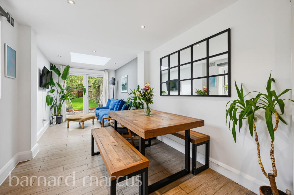 1 bed 1st Floor Flat for rent in Penge. From Barnard Marcus Lettings - Kennington Lettings