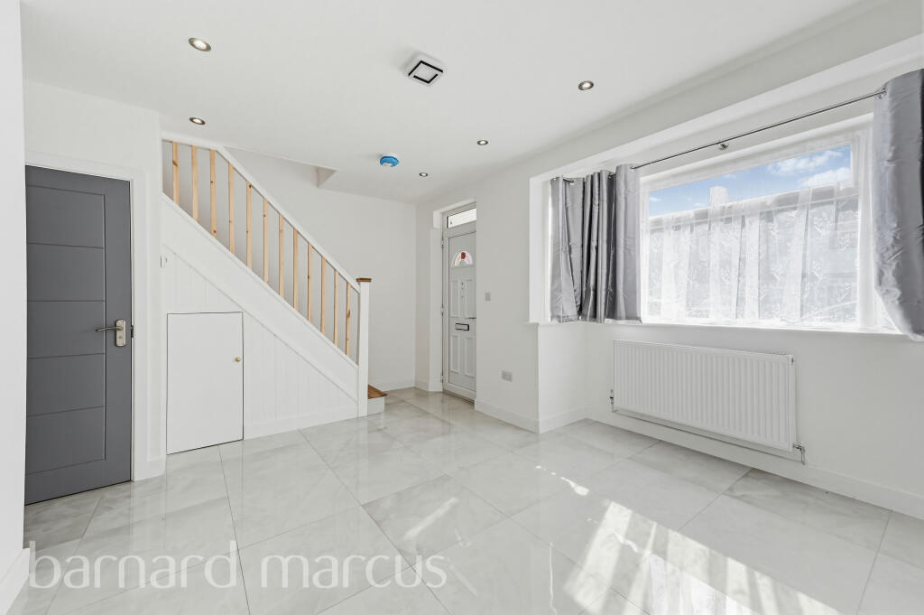 3 bed Mid Terraced House for rent in Croydon. From Barnard Marcus Lettings - Morden Lettings 3 bed Mid Terraced House for rent in Croydon. From Barnard Marcus Lettings - Morden Lettings