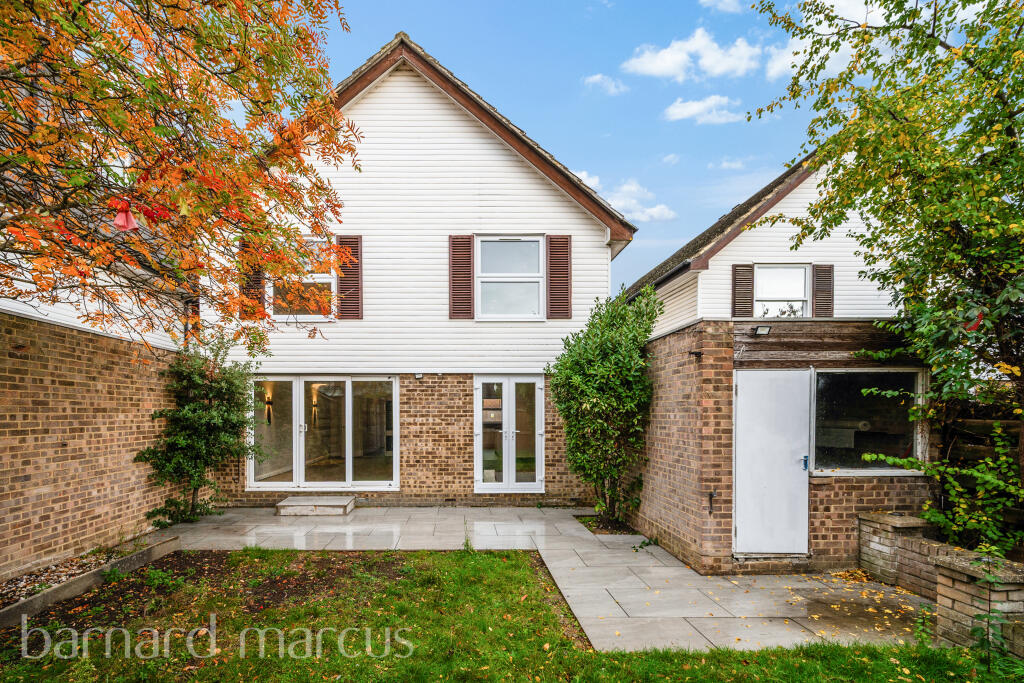 4 bed Detached for rent in New Malden. From Barnard Marcus Lettings - New Malden - Lettings