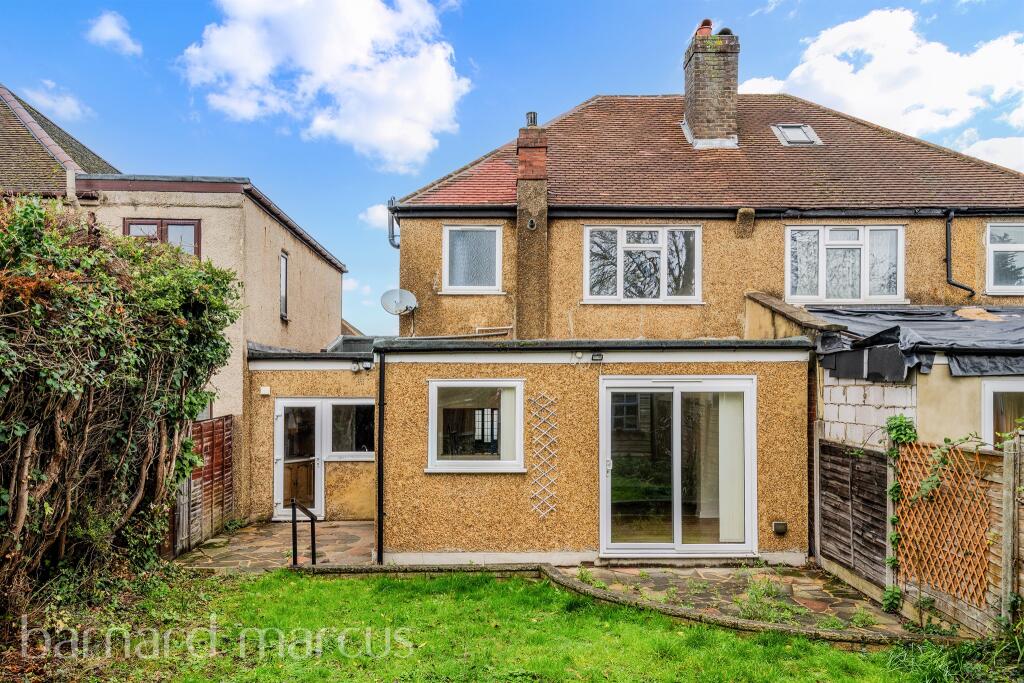 3 bed Detached for rent in New Malden. From Barnard Marcus Lettings - New Malden - Lettings