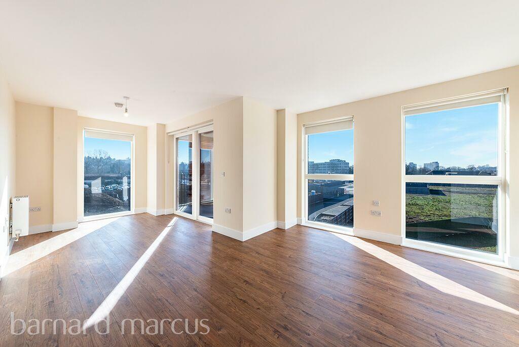 3 bed Apartment for rent in Hendon. From Barnard Marcus Lettings - North Finchley Lettings