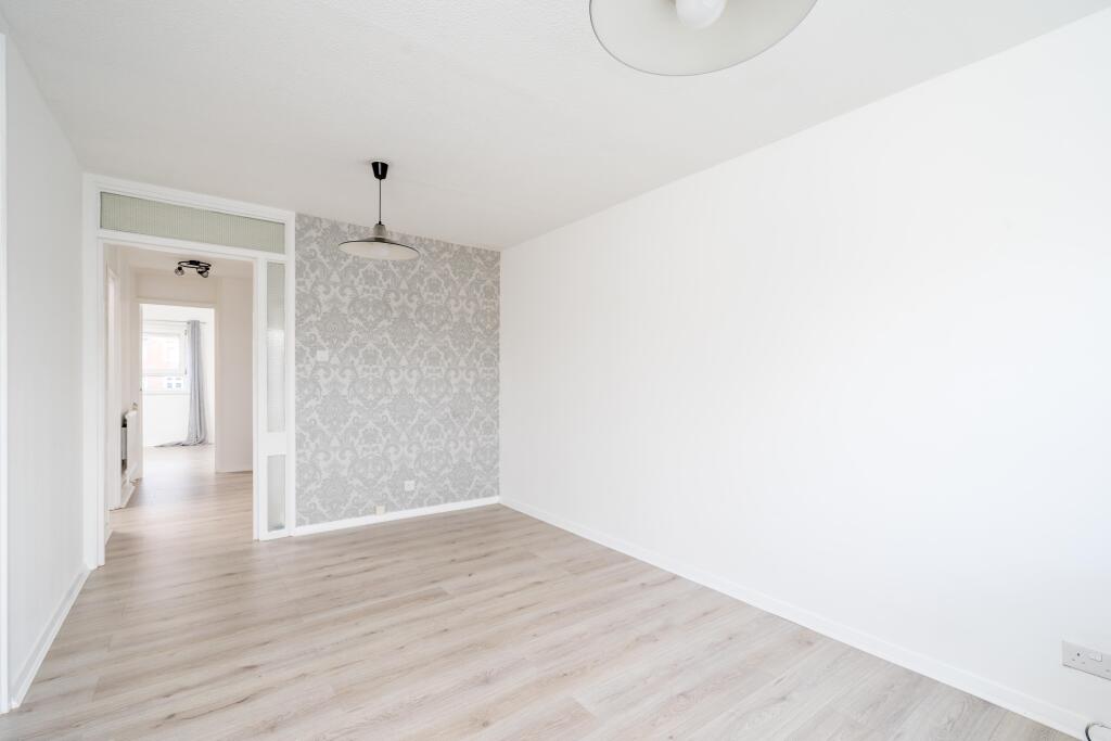 1 bed Apartment for rent in Friern Barnet. From Barnard Marcus Lettings - North Finchley Lettings 1 bed Apartment for rent in Friern Barnet. From Barnard Marcus Lettings - North Finchley Lettings