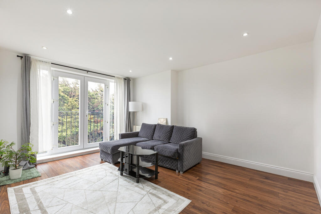2 bed Apartment for rent in Stanmore. From Barnard Marcus Lettings - North Finchley Lettings