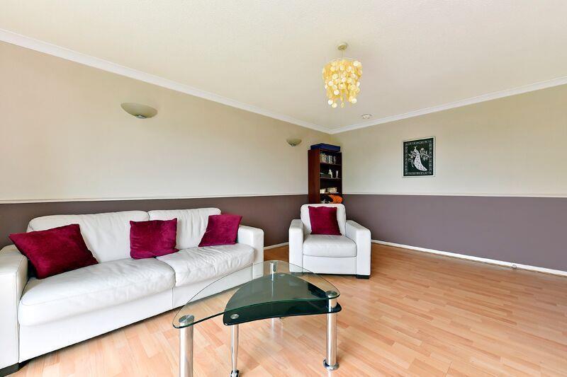 2 bed Apartment for rent in Southgate. From Barnard Marcus Lettings - North Finchley Lettings