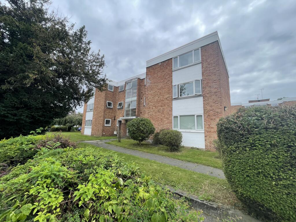 1 bed Apartment for rent in Southgate. From Barnard Marcus Lettings - North Finchley Lettings