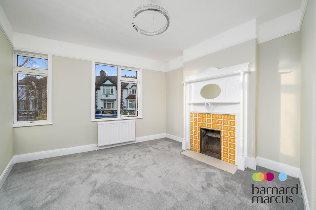 3 bed Apartment for rent in Finchley. From Barnard Marcus Lettings - North Finchley Lettings