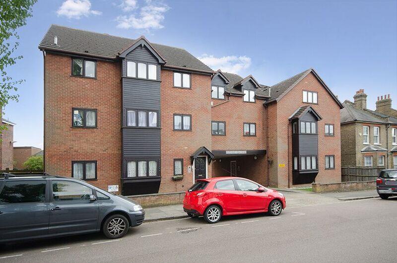1 bed Apartment for rent in Friern Barnet. From Barnard Marcus Lettings - North Finchley Lettings 1 bed Apartment for rent in Friern Barnet. From Barnard Marcus Lettings - North Finchley Lettings