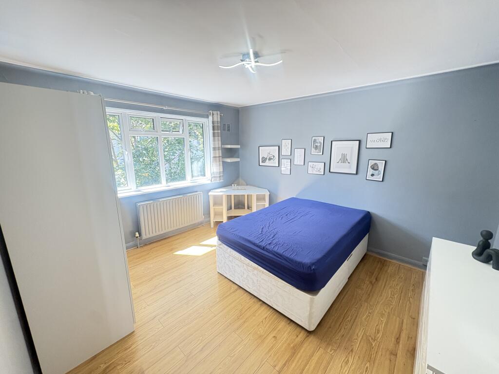 2 bed Apartment for rent in Friern Barnet. From Barnard Marcus Lettings - North Finchley Lettings