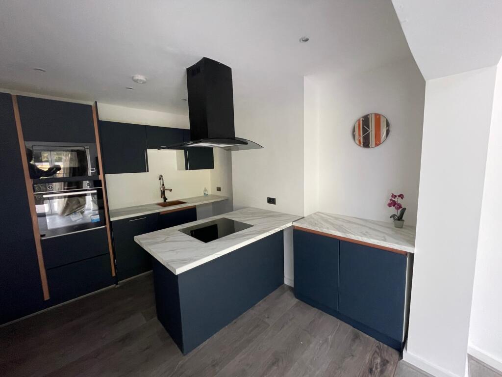 3 bed Apartment for rent in Friern Barnet. From Barnard Marcus Lettings - North Finchley Lettings 3 bed Apartment for rent in Friern Barnet. From Barnard Marcus Lettings - North Finchley Lettings