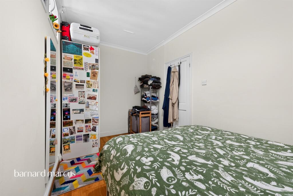1 bed 1st Floor Flat for rent in London. From Barnard Marcus Lettings - Putney Lettings