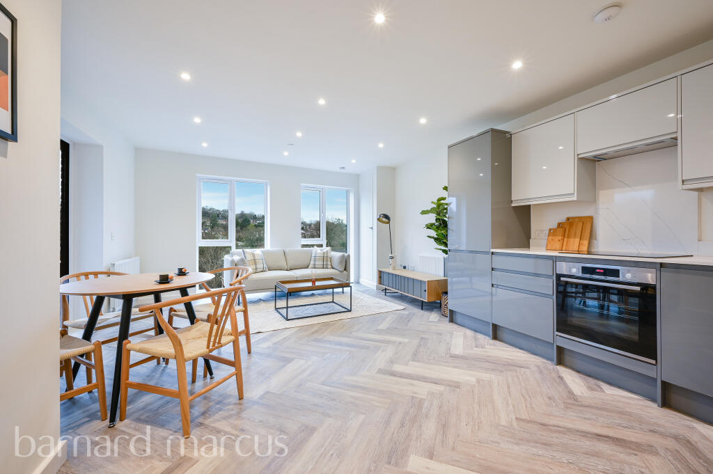 2 bed Apartment for rent in Purley. From Barnard Marcus Lettings - South Croydon Lettings