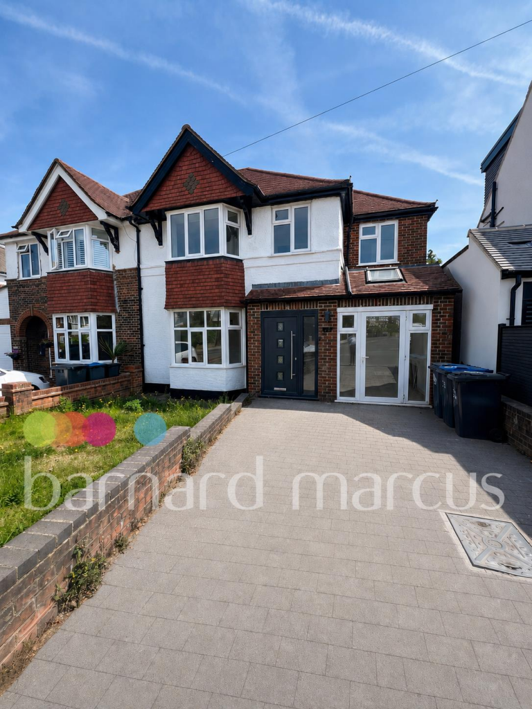 5 bed Detached for rent in Whyteleafe. From Barnard Marcus Lettings - South Croydon Lettings