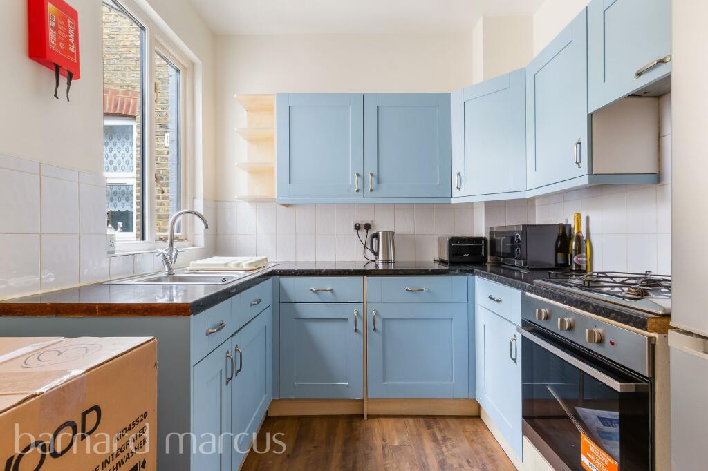 3 bed Apartment for rent in Streatham. From Barnard Marcus Lettings - Streatham Lettings