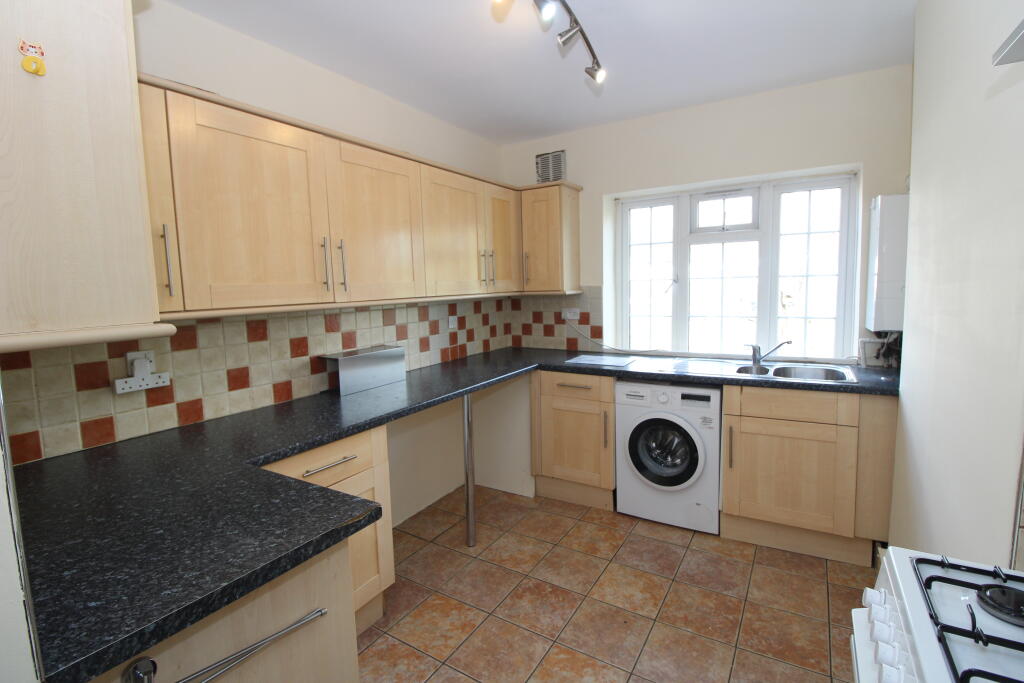 2 bed Apartment for rent in London. From Barnard Marcus Lettings - Streatham Lettings