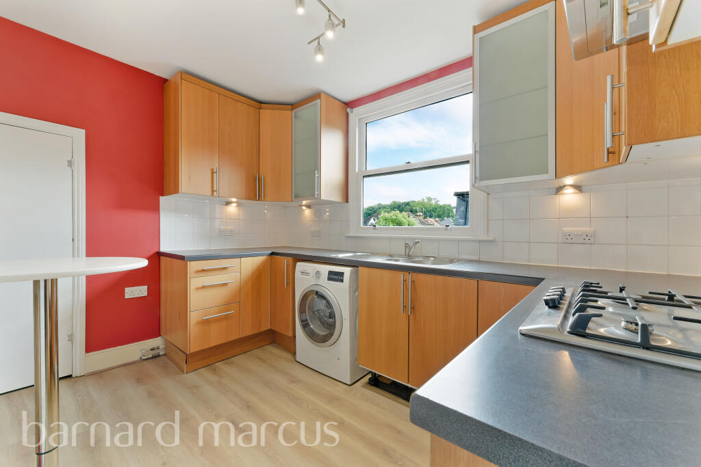 1 bed Apartment for rent in Streatham. From Barnard Marcus Lettings - Streatham Lettings