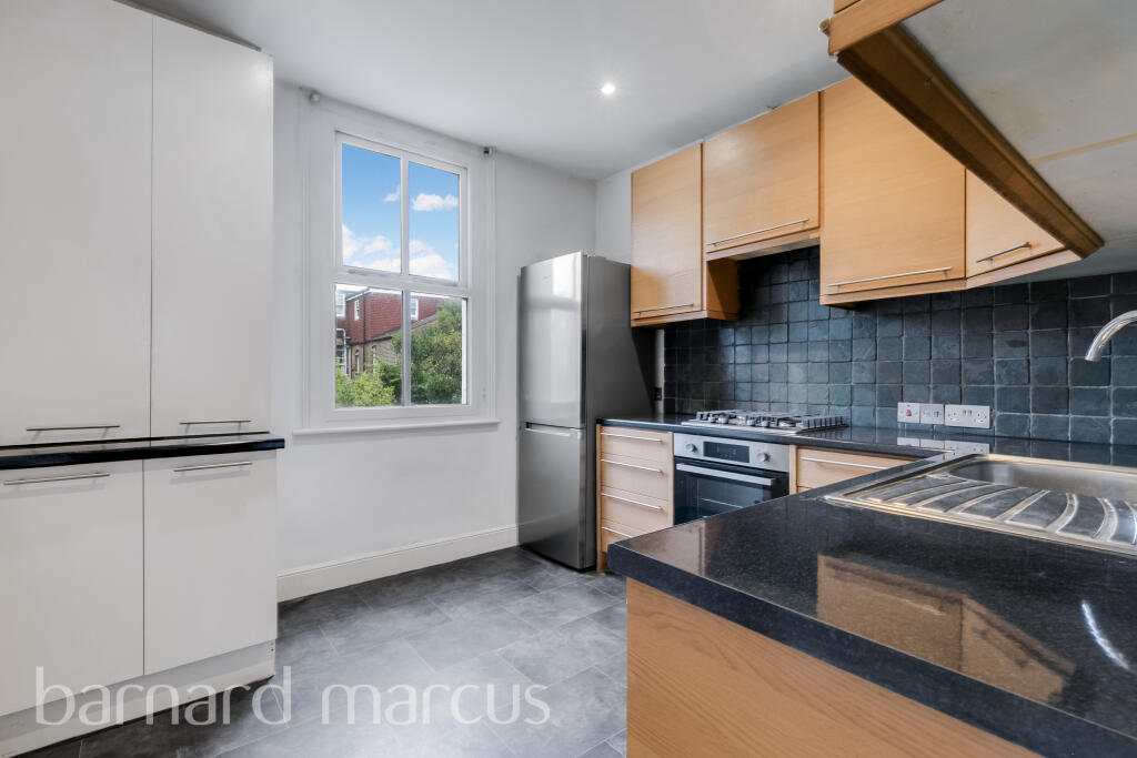 2 bed 1st Floor Flat for rent in Streatham. From Barnard Marcus Lettings - Streatham Lettings