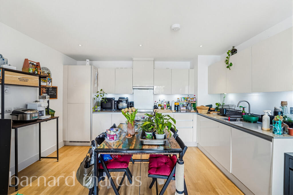 2 bed 1st Floor Flat for rent in Streatham. From Barnard Marcus Lettings - Streatham Lettings