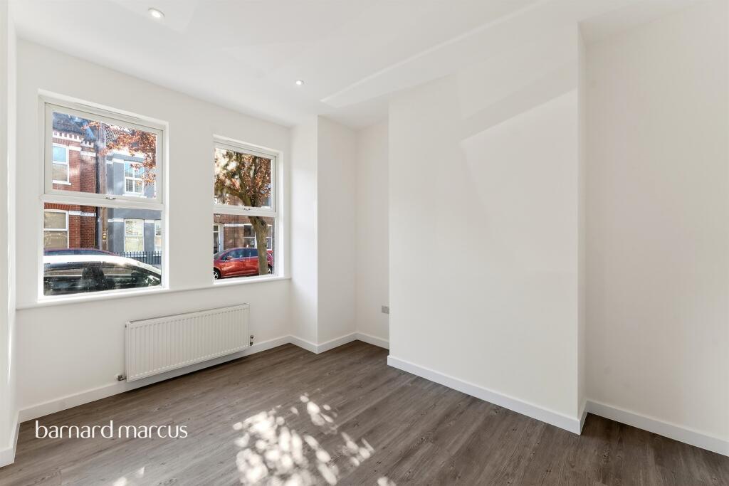 2 bed Annexe for rent in London. From Barnard Marcus Lettings - Streatham Lettings