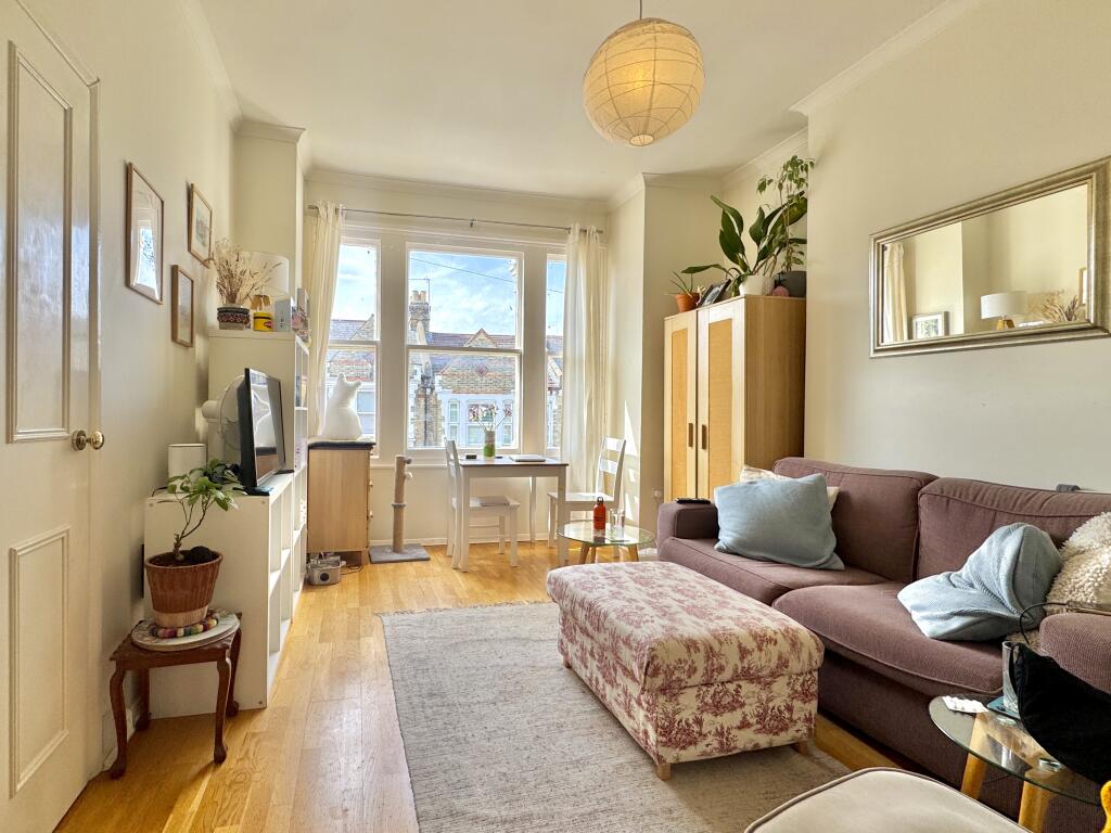 2 bed 1st Floor Flat for rent in London. From Barnard Marcus Lettings - Streatham Lettings 2 bed 1st Floor Flat for rent in London. From Barnard Marcus Lettings - Streatham Lettings