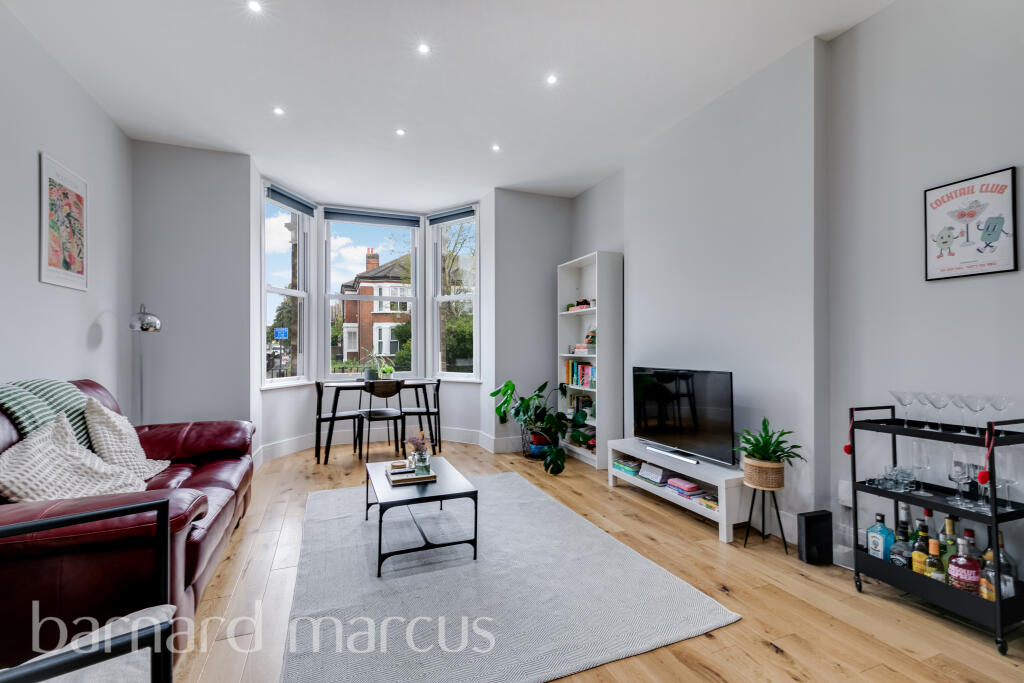 3 bed 1st Floor Flat for rent in London. From Barnard Marcus Lettings - Streatham Lettings