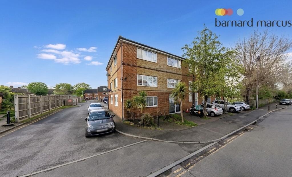 1 bed 1st Floor Flat for rent in Mitcham. From Barnard Marcus Lettings - Sutton Lettings