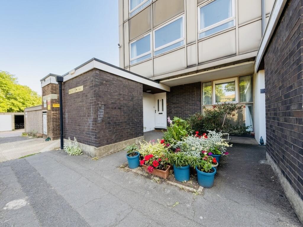 1 bed Apartment for rent in Carshalton. From Barnard Marcus Lettings - Sutton Lettings 1 bed Apartment for rent in Carshalton. From Barnard Marcus Lettings - Sutton Lettings