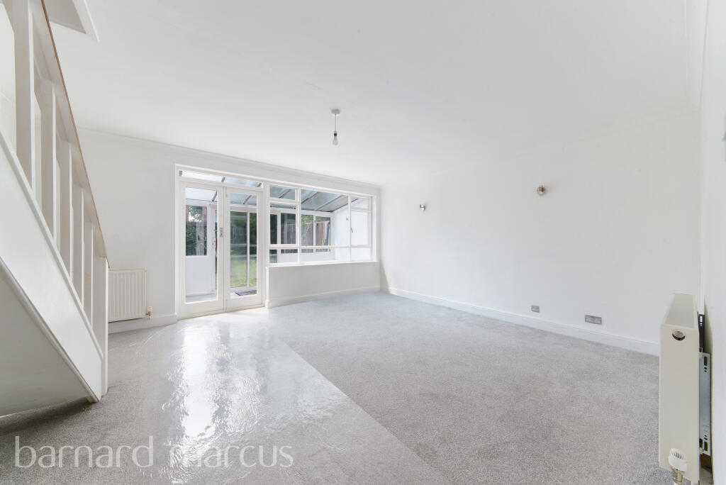 3 bed Detached for rent in Carshalton. From Barnard Marcus Lettings - Sutton Lettings