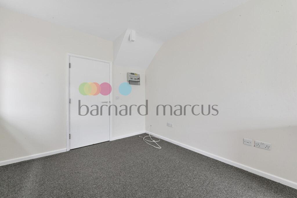 3 bed Apartment for rent in Croydon. From Barnard Marcus Lettings - Thornton Heath Lettings 3 bed Apartment for rent in Croydon. From Barnard Marcus Lettings - Thornton Heath Lettings