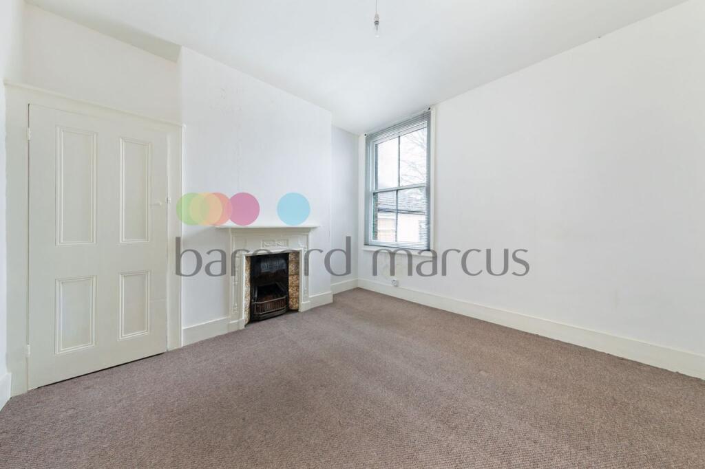3 bed 1st Floor Flat for rent in Croydon. From Barnard Marcus Lettings - Thornton Heath Lettings