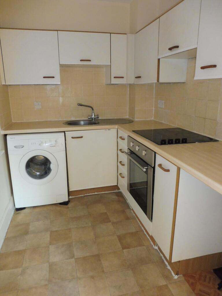 2 bed 1st Floor Flat for rent in Croydon. From Barnard Marcus Lettings - Thornton Heath Lettings