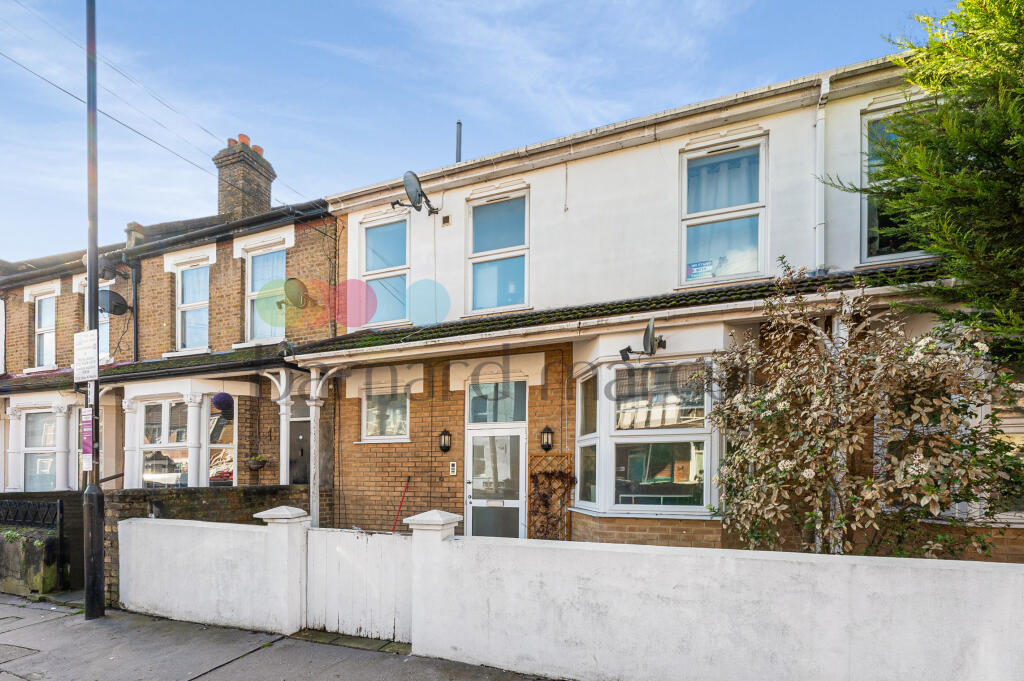0 bed 1st Floor Flat for rent in Croydon. From Barnard Marcus Lettings - Thornton Heath Lettings