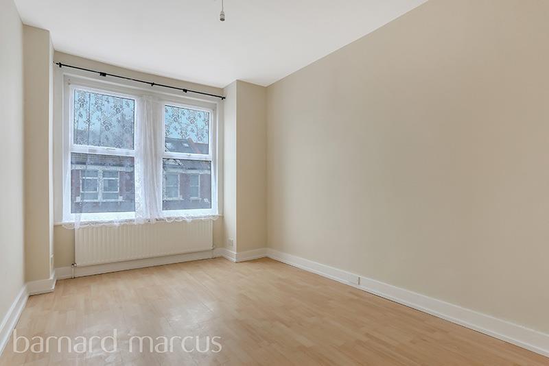 3 bed Detached House for rent in London. From Barnard Marcus Lettings - Tooting Lettings