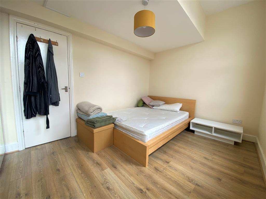 4 bed Detached for rent in London. From Barnard Marcus Lettings - Tooting Lettings 4 bed Detached for rent in London. From Barnard Marcus Lettings - Tooting Lettings