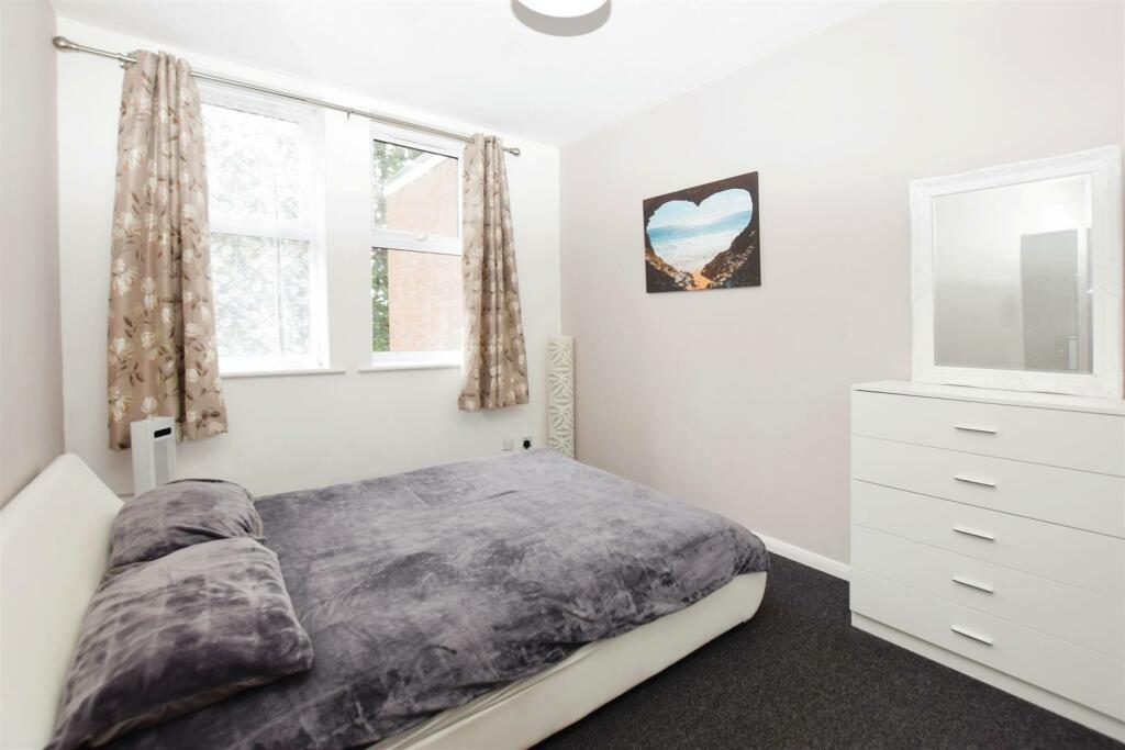 1 bed Apartment for rent in Merton. From Barnard Marcus Lettings - Tooting Lettings