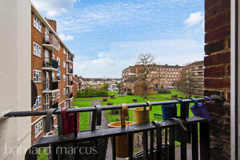 2 bed Apartment for rent in Mitcham. From Barnard Marcus Lettings - Tooting Lettings
