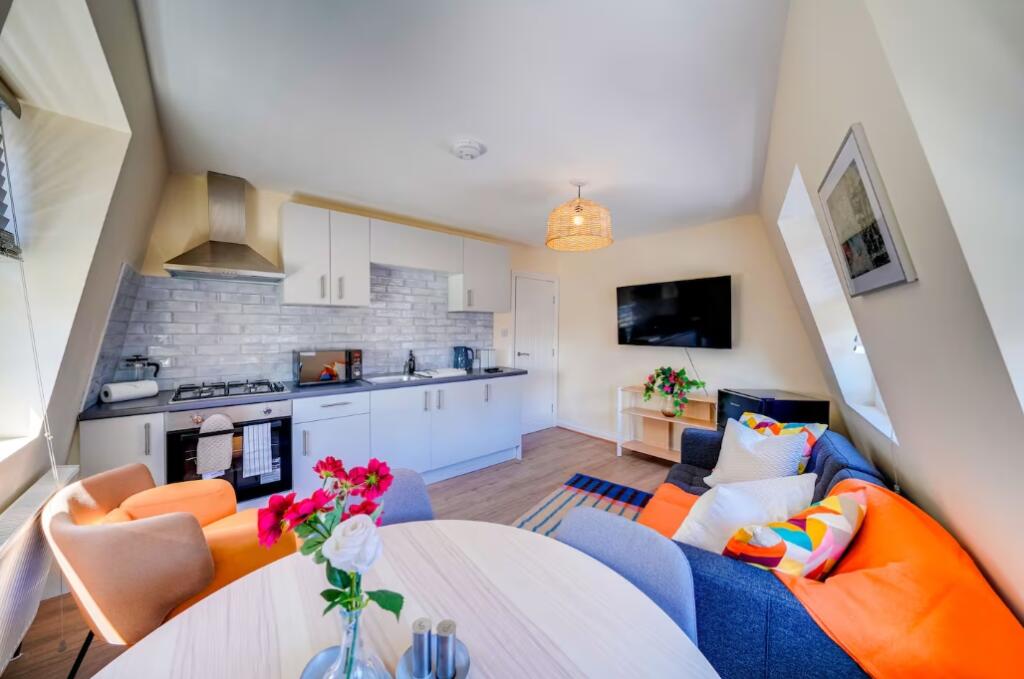 3 bed 1st Floor Flat for rent in London. From Barnard Marcus Lettings - Tooting Lettings 3 bed 1st Floor Flat for rent in London. From Barnard Marcus Lettings - Tooting Lettings