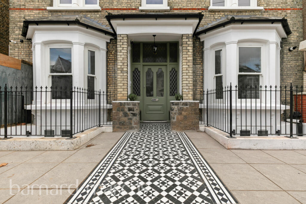 2 bed 1st Floor Flat for rent in London. From Barnard Marcus Lettings - Tooting Lettings