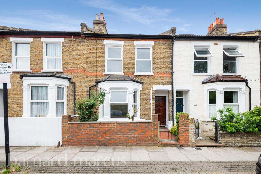 3 bed Detached for rent in London. From Barnard Marcus Lettings - Tooting Lettings